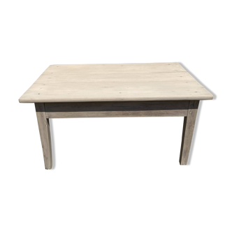 Table basse de ferme