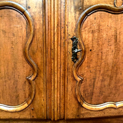 Buffet de stryle Louis XIV en noyer massif XIX siècle