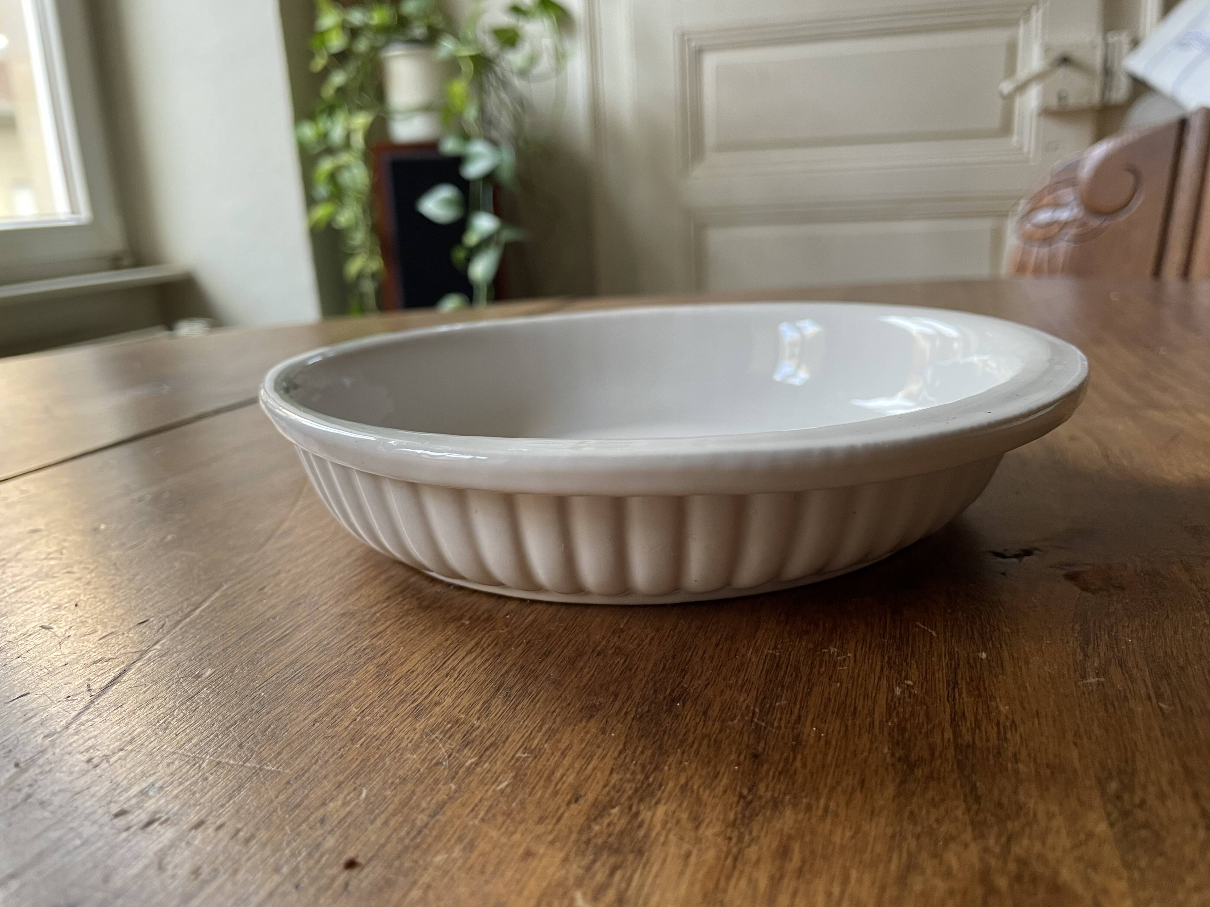 2 small old, vintage oven dishes - white ceramic