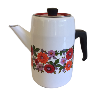 Enamelled sheet metal coffee maker