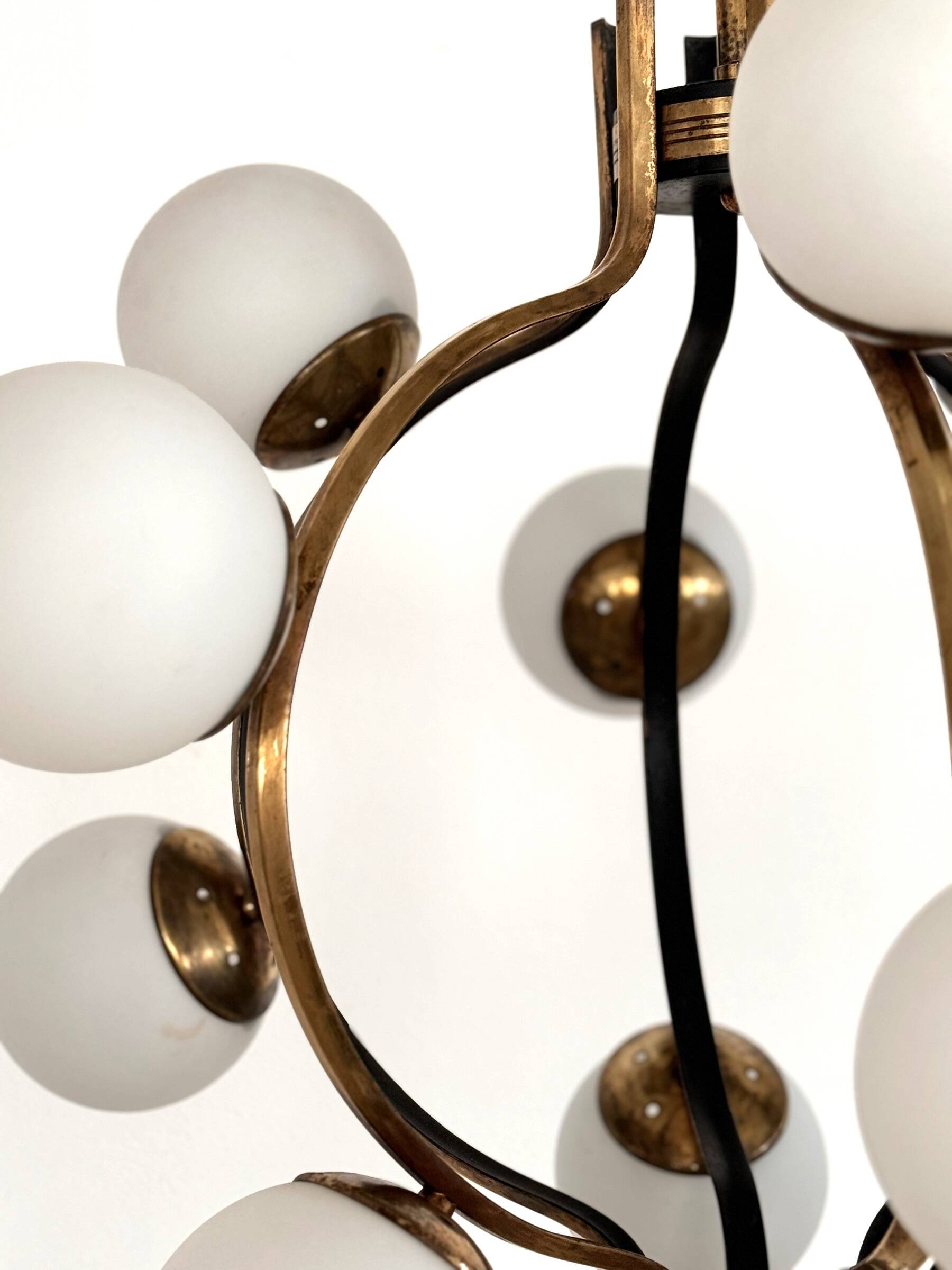 Stilnovo Italian Midcentury Chandelier, Brass & Opaline Glass, 1950s