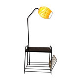 Lampadaire porte-revues