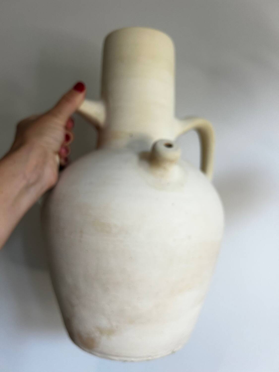 Terracotta vase gargoulette