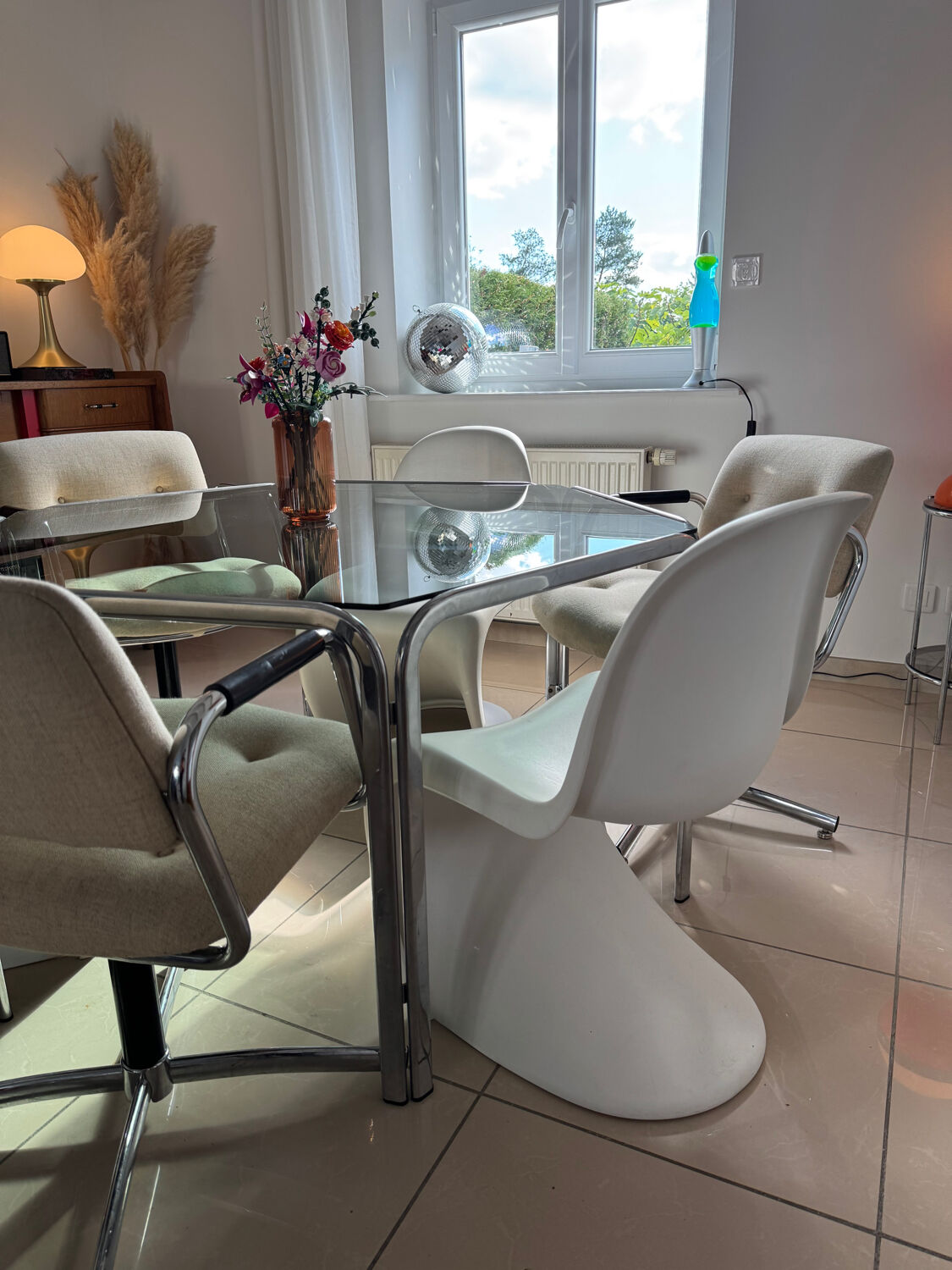 Table de salle à manger hexagonale, 1970