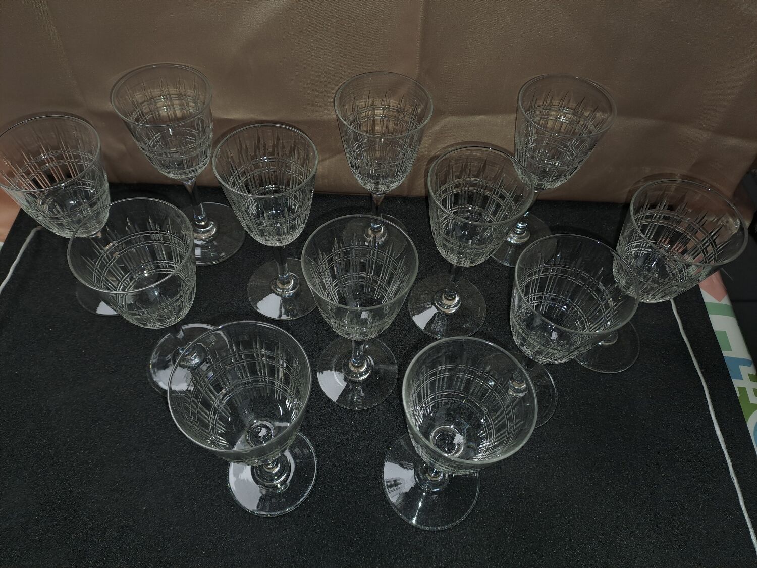 Set of 12 wine glasses, Baccarat, Cavour model, Year 1916