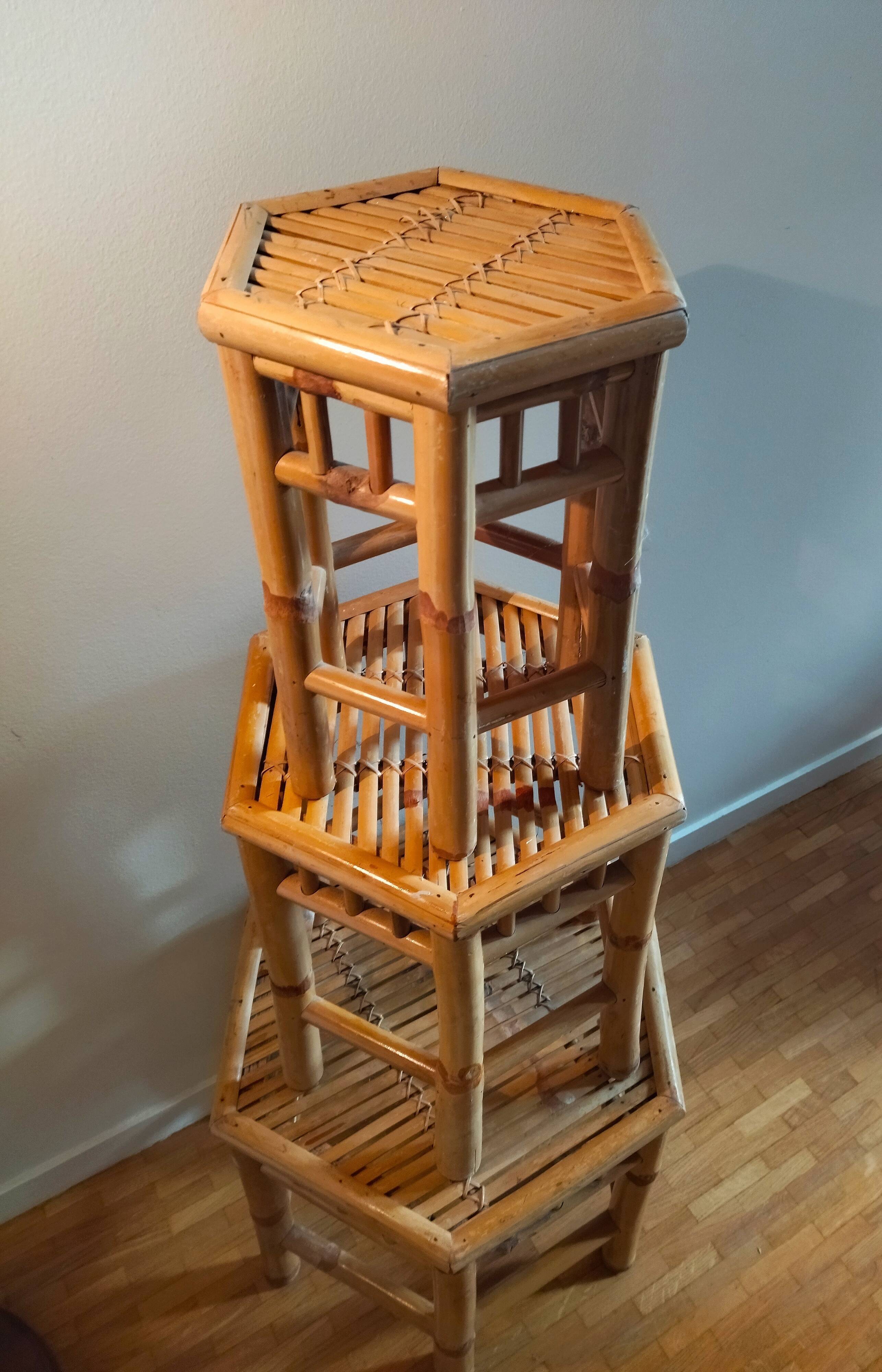 Bamboo trundle table