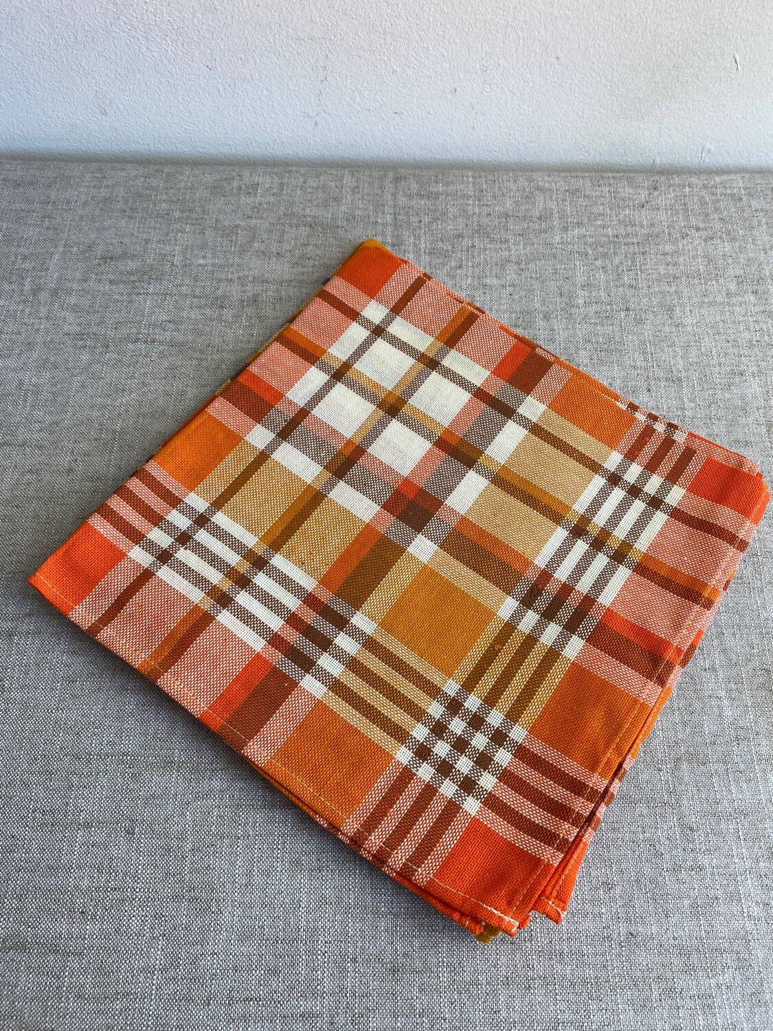 New vintage table napkins