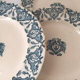 Ensemble de 7 assiettes Terre de Fer Rhodes Longwy XIX