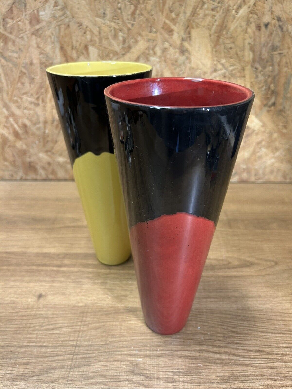 Pair of vases 70s, vintage black, yellow, red, deco pop, space age