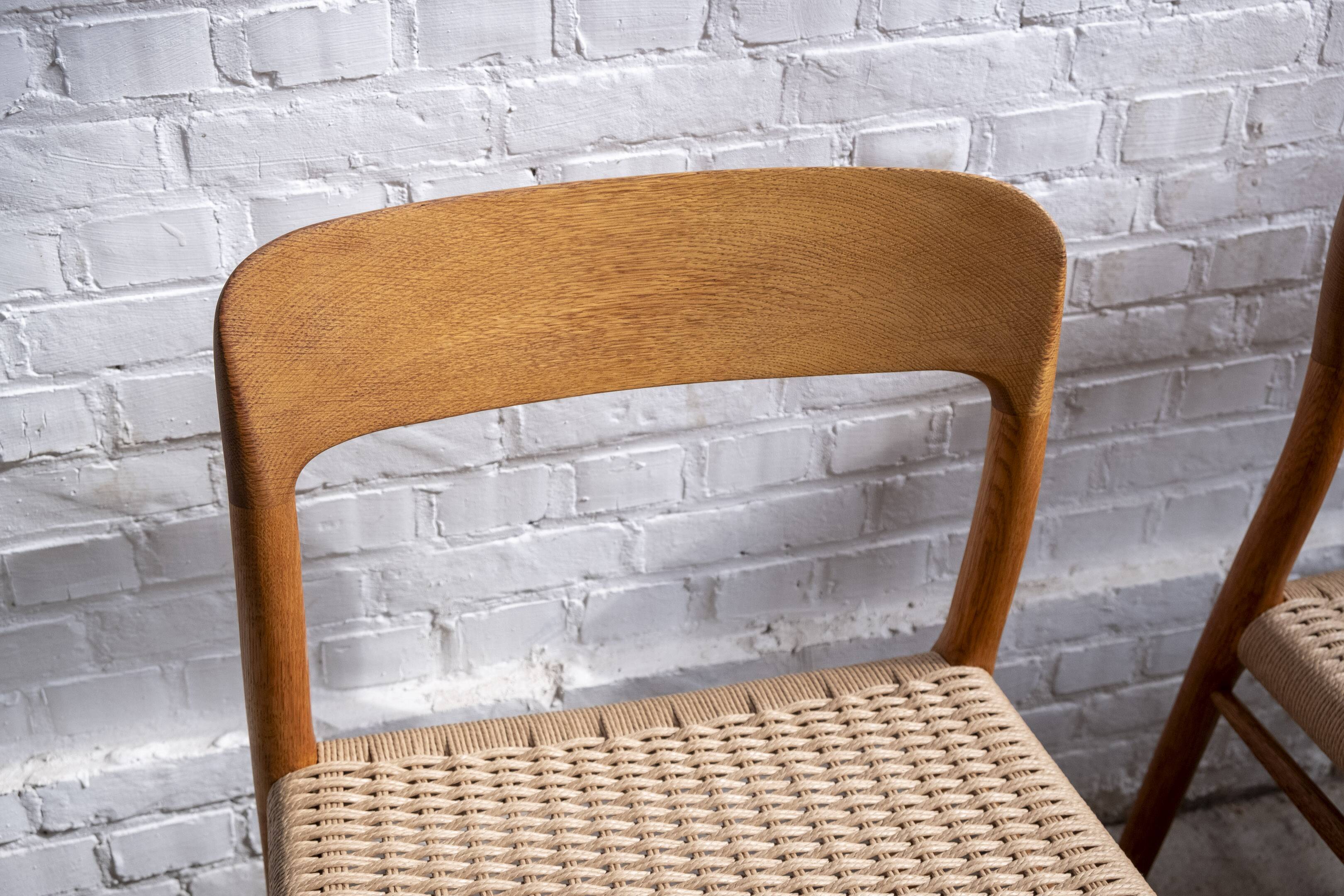 4x Niels Møller chair Model 75 in Oak, 1960s Denmark