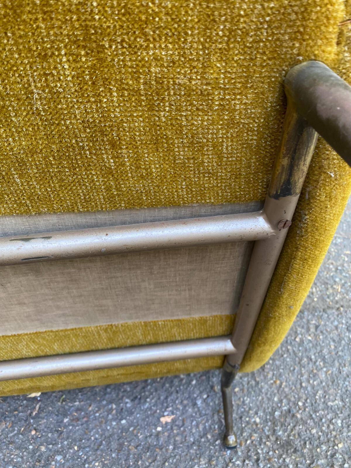 Fauteuil italien jaune moutarde style Mid-Century