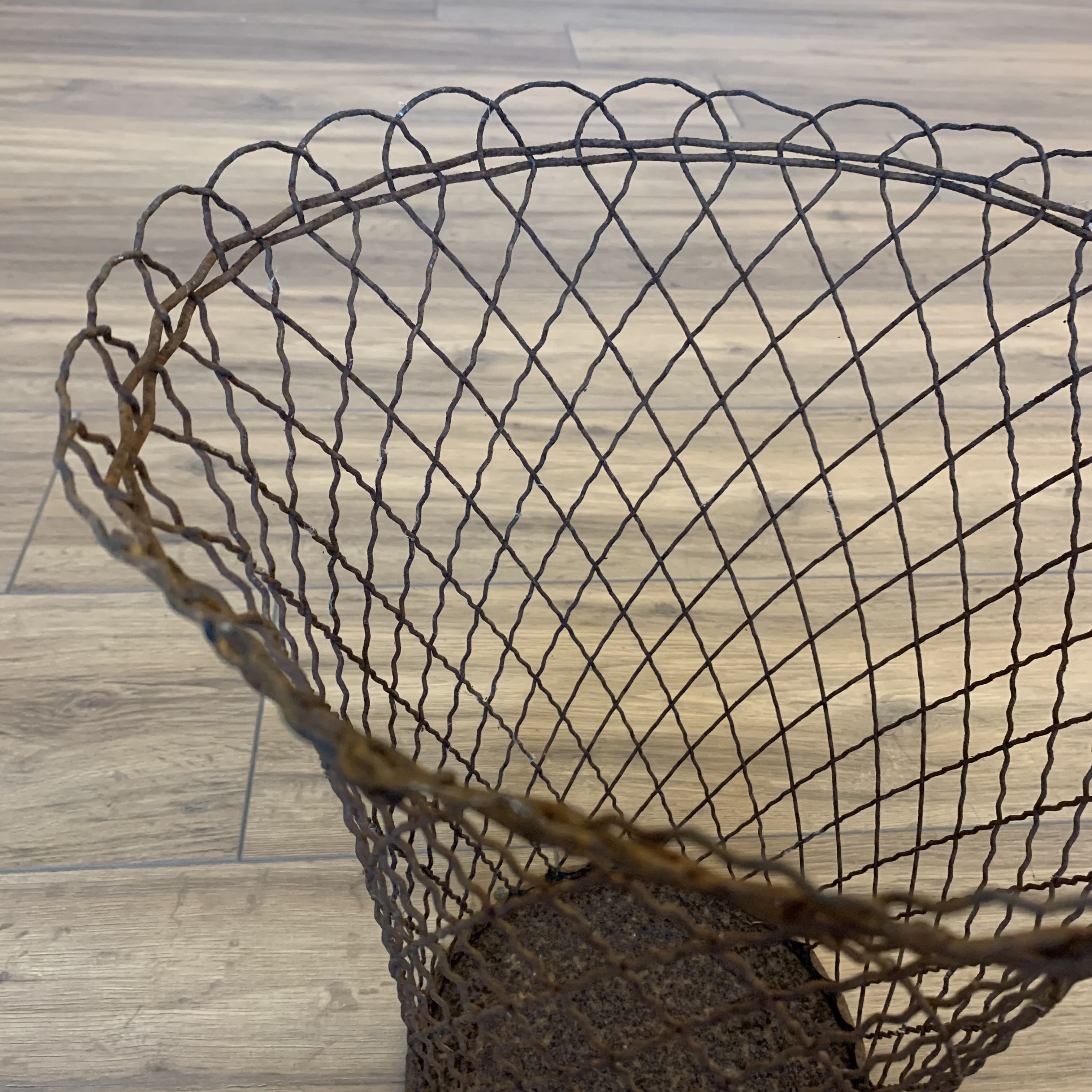 Old vintage paper basket "Grillondu"