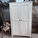Armoire parisienne