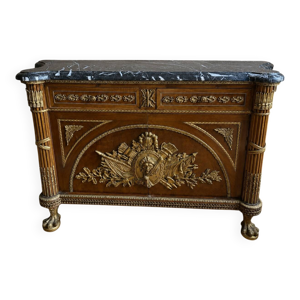 Importante commode d'apparat