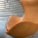 Restored Arne Jacobsen Egg armchair and ottoman for Fritz Hansen, 1960s