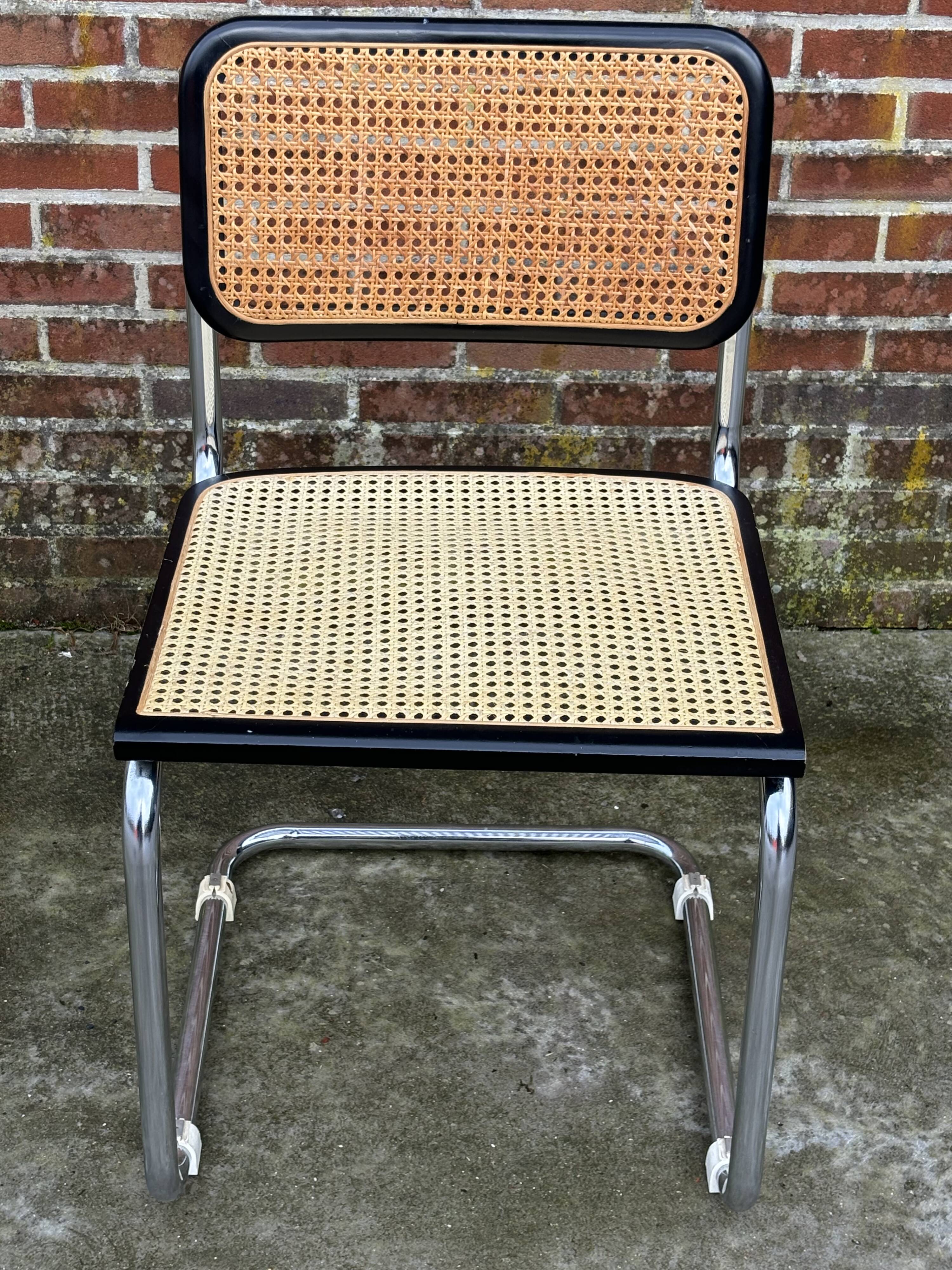 Cesca chair b32 model in chrome and black