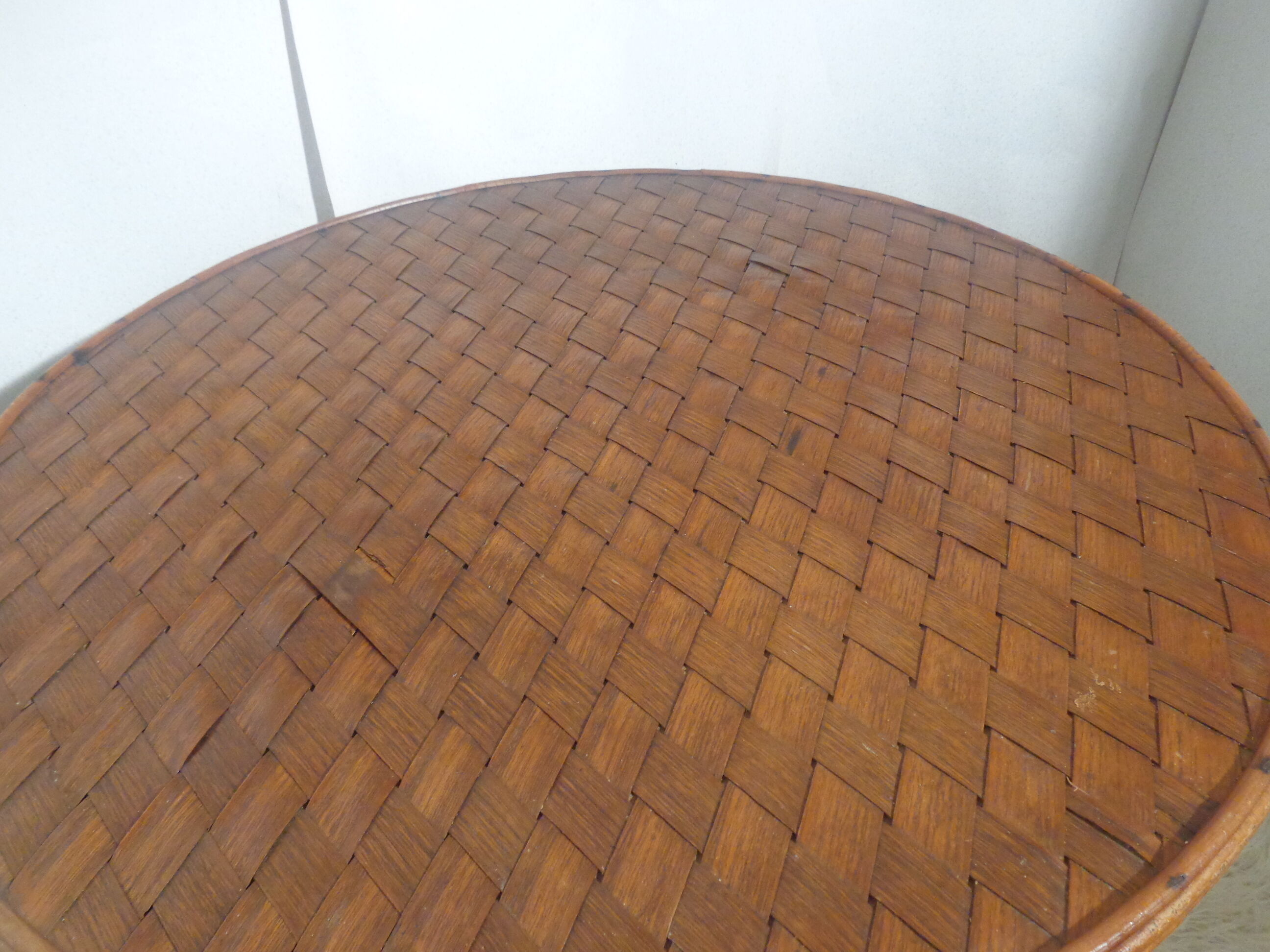 Rattan and braided chestnut table