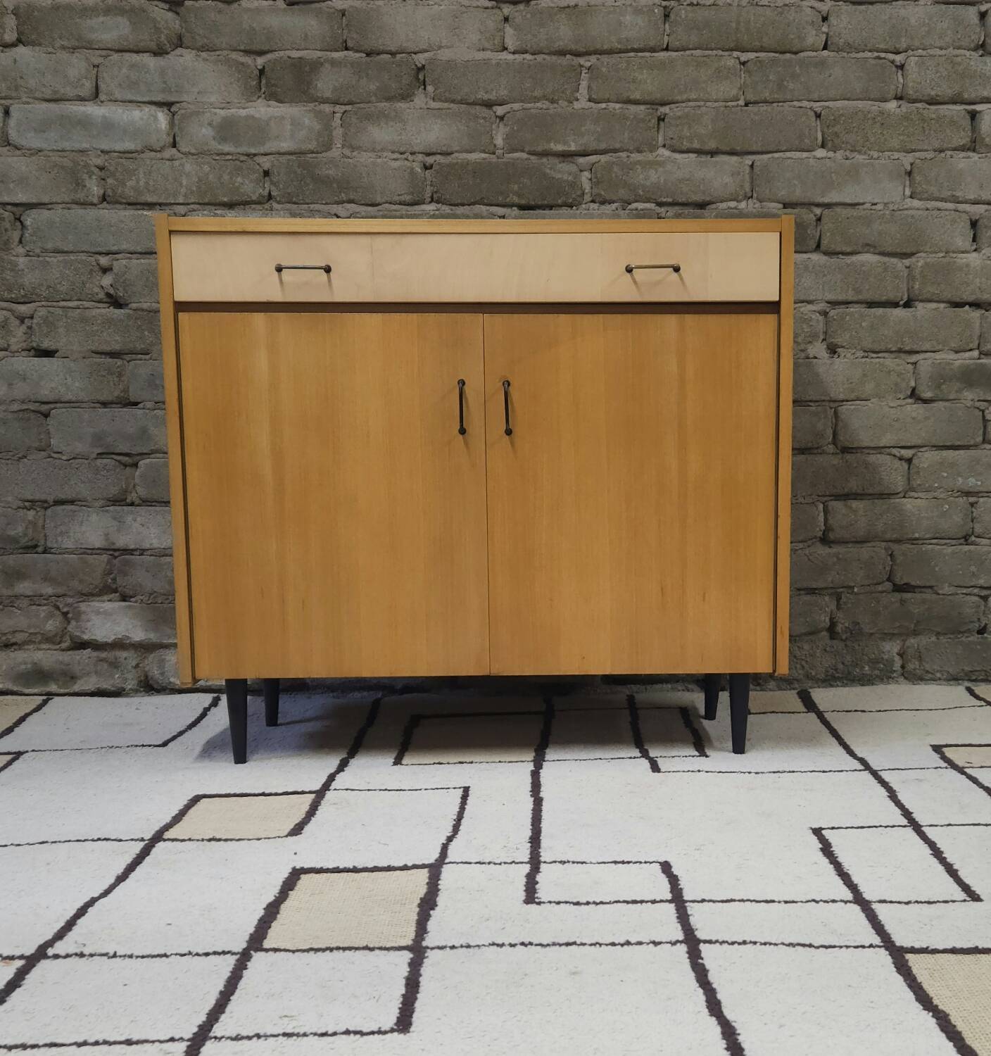 Small cabinet with 1 drawer and 2 doors, circa 1960