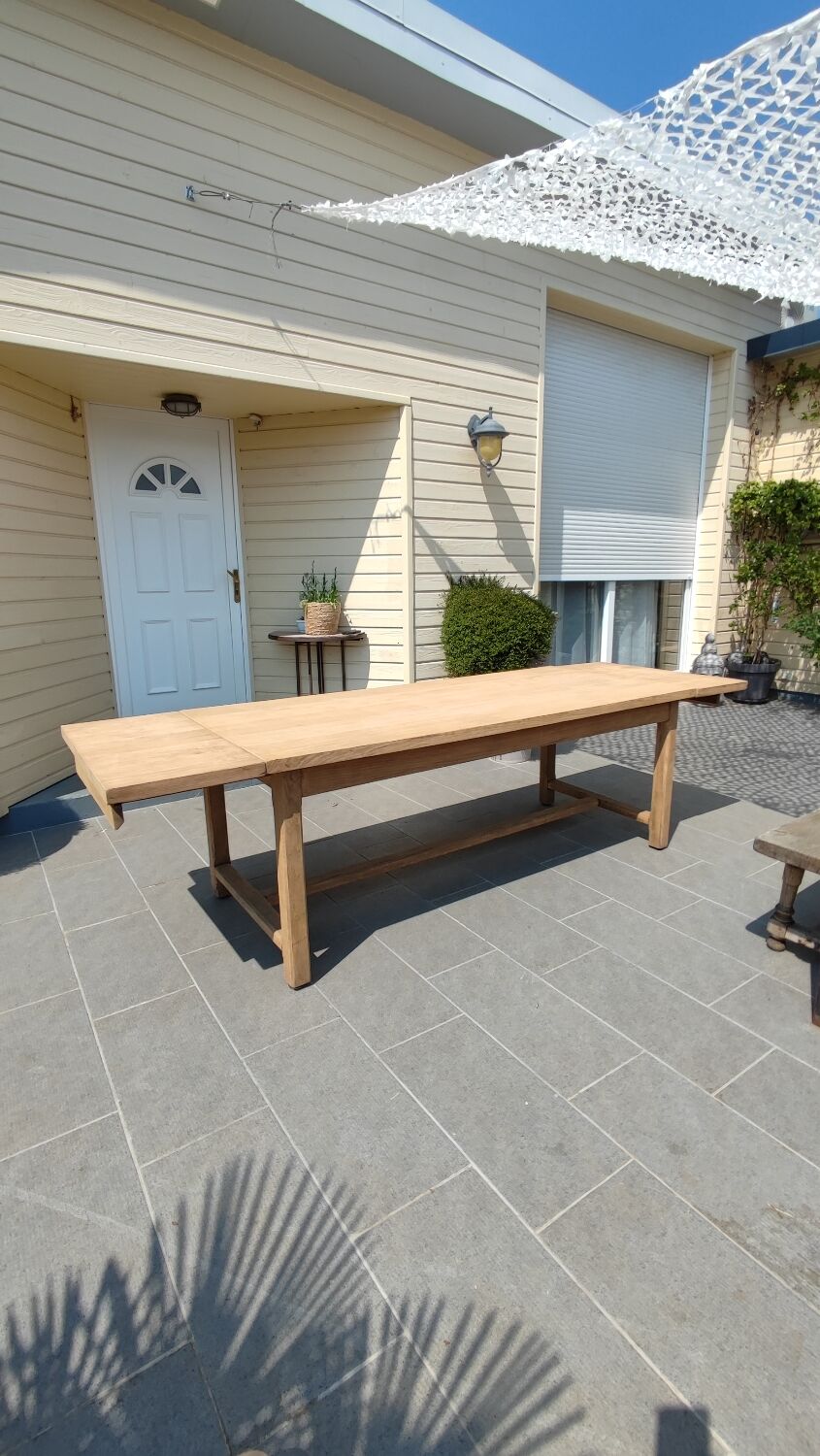 Solid oak farmhouse table