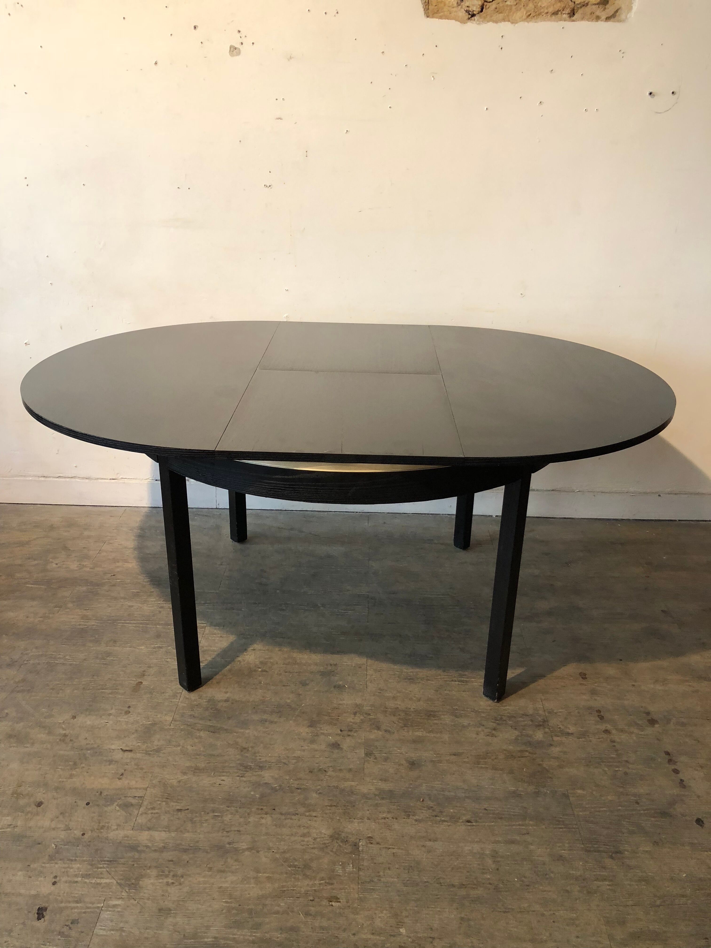 Round table blackened wood