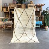 Luxury and Tradition: Beni Ouarain Berber Rug
