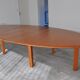 Grande table de conférence