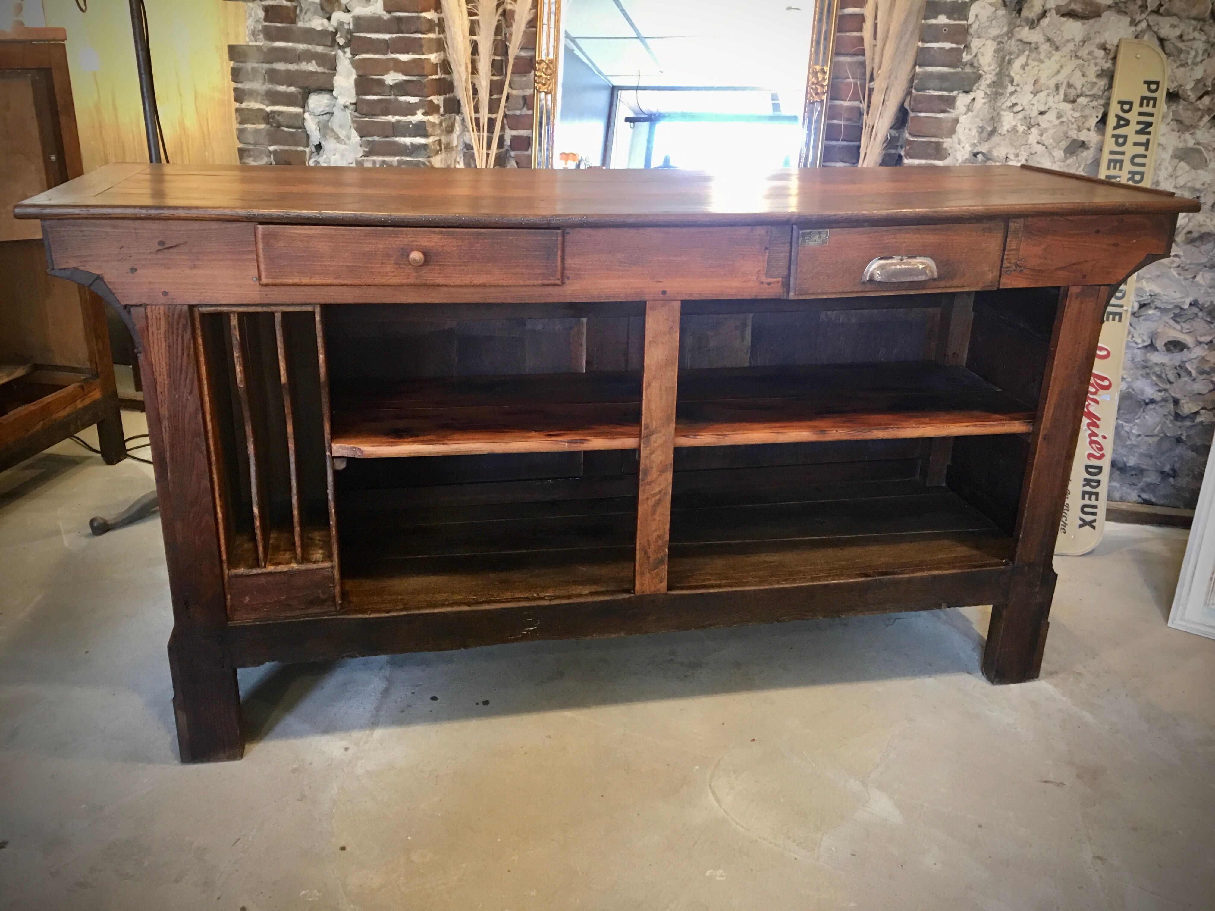 Haberdashery furniture countertop