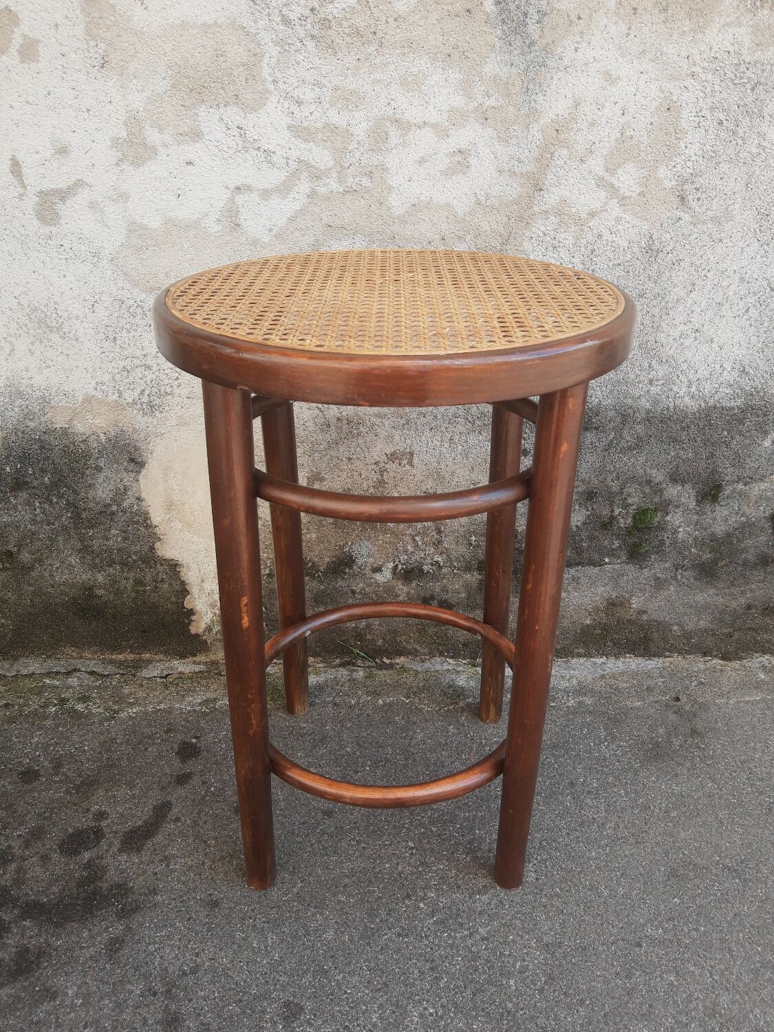Wooden stool and vintage canning