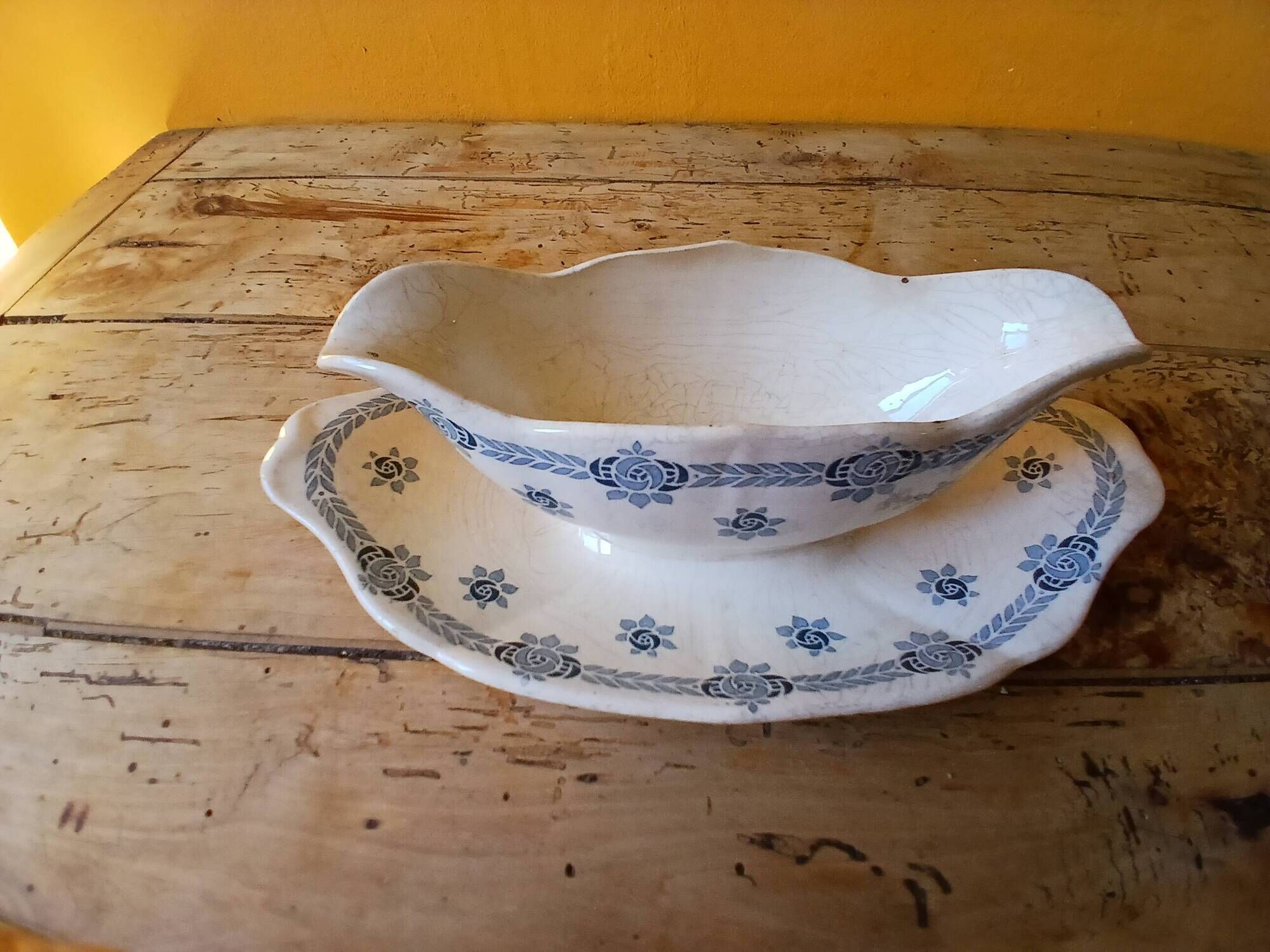 Sauceboat ironstone 1900 - Sarreguemines earthenware Adria series