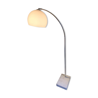 White and silver arch floor lamp in metal and marble