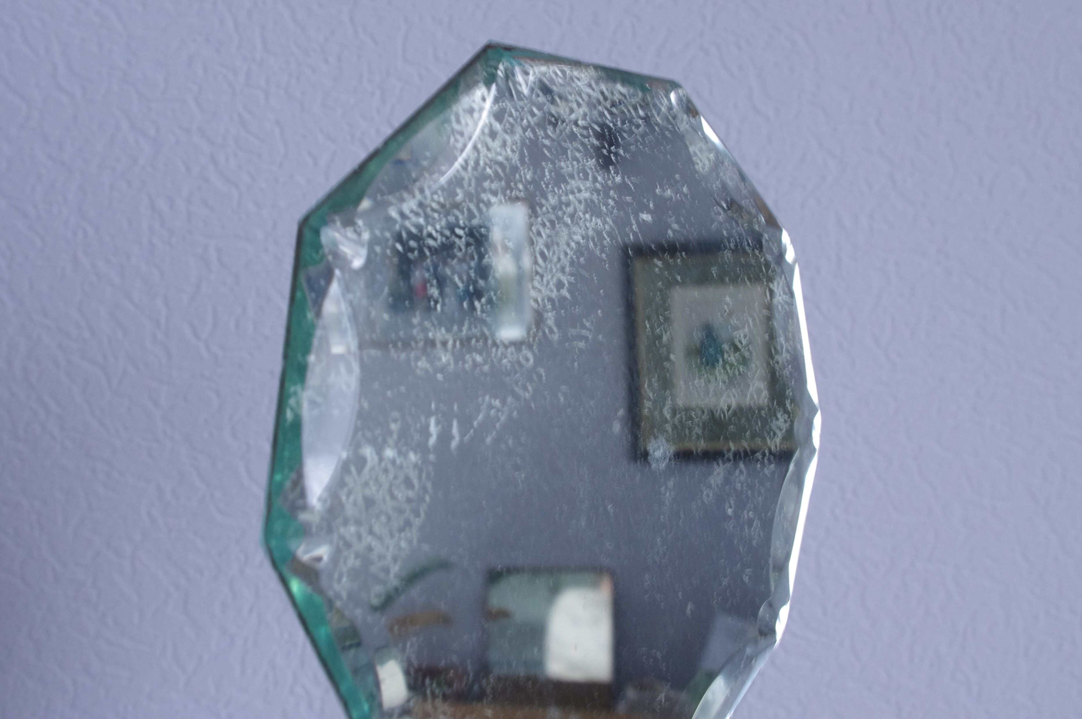 Bevelled hand mirror 26x15cm