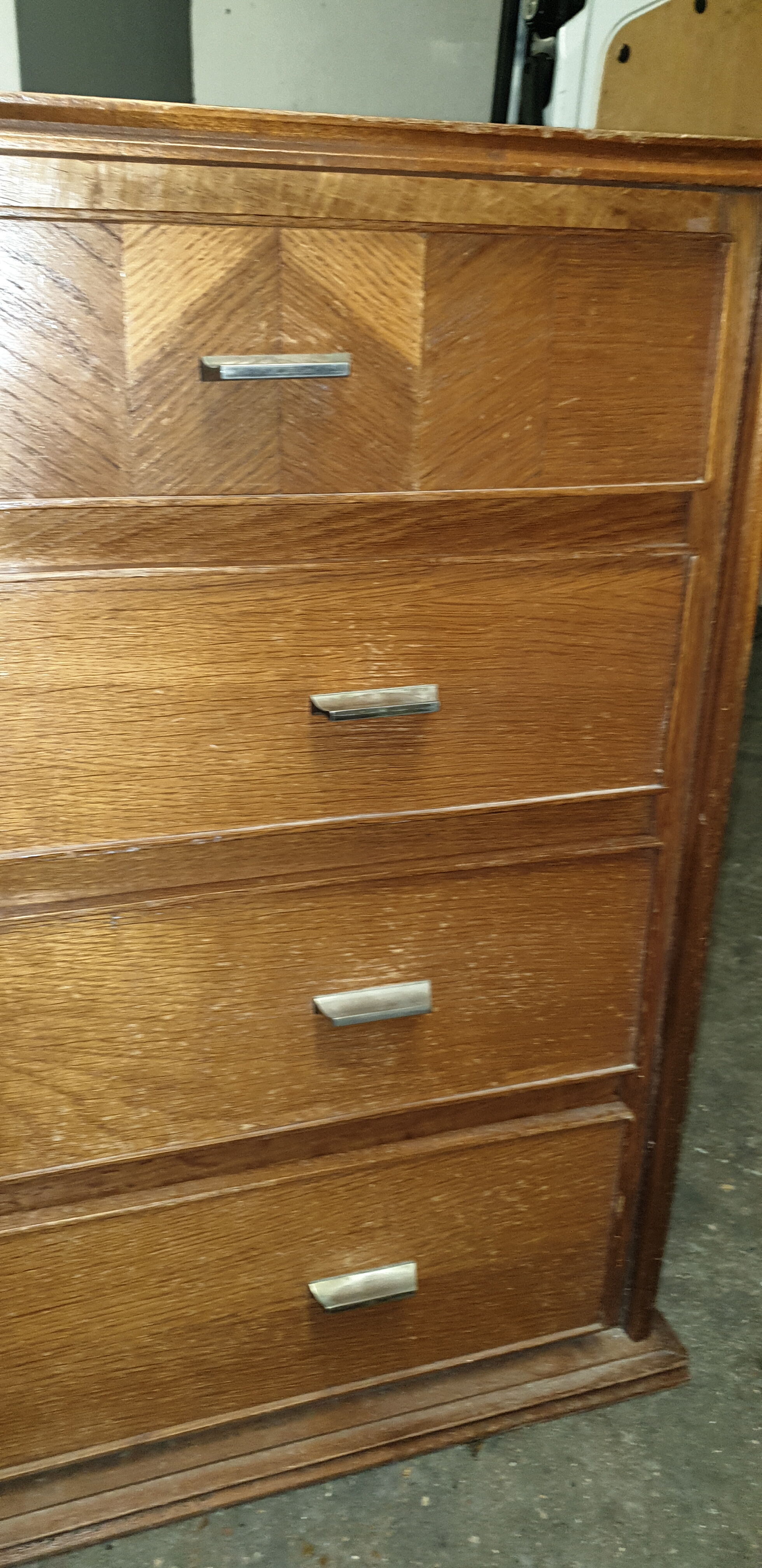 Art Deco chest of drawers