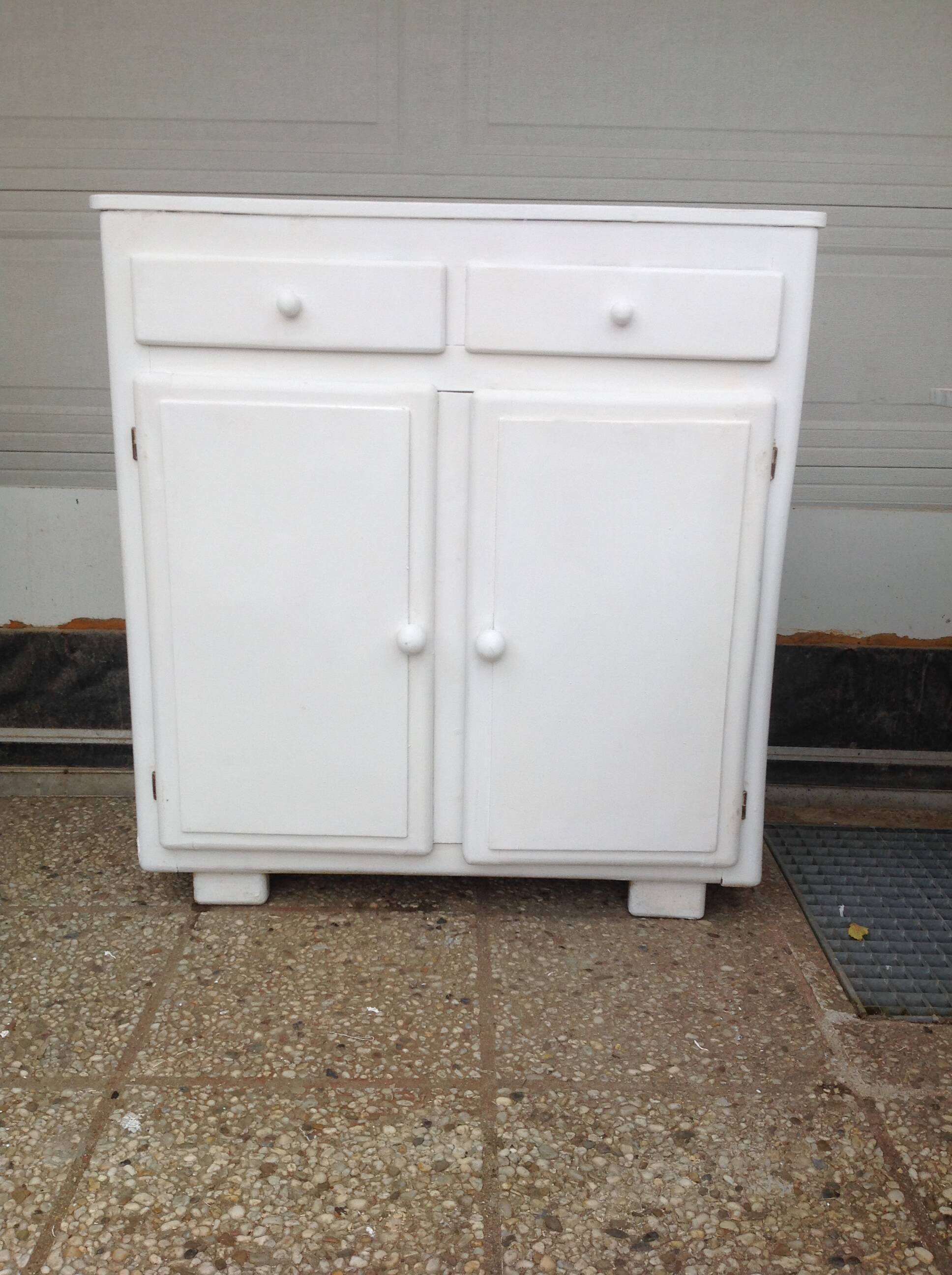 Vintage Mado buffet in Parisian buffet style