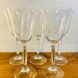 5 large tulip-shaped crystal glasses for wine or water.