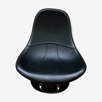 Fauteuil Egg Tirup de Carl Öjerstam pour IKEA