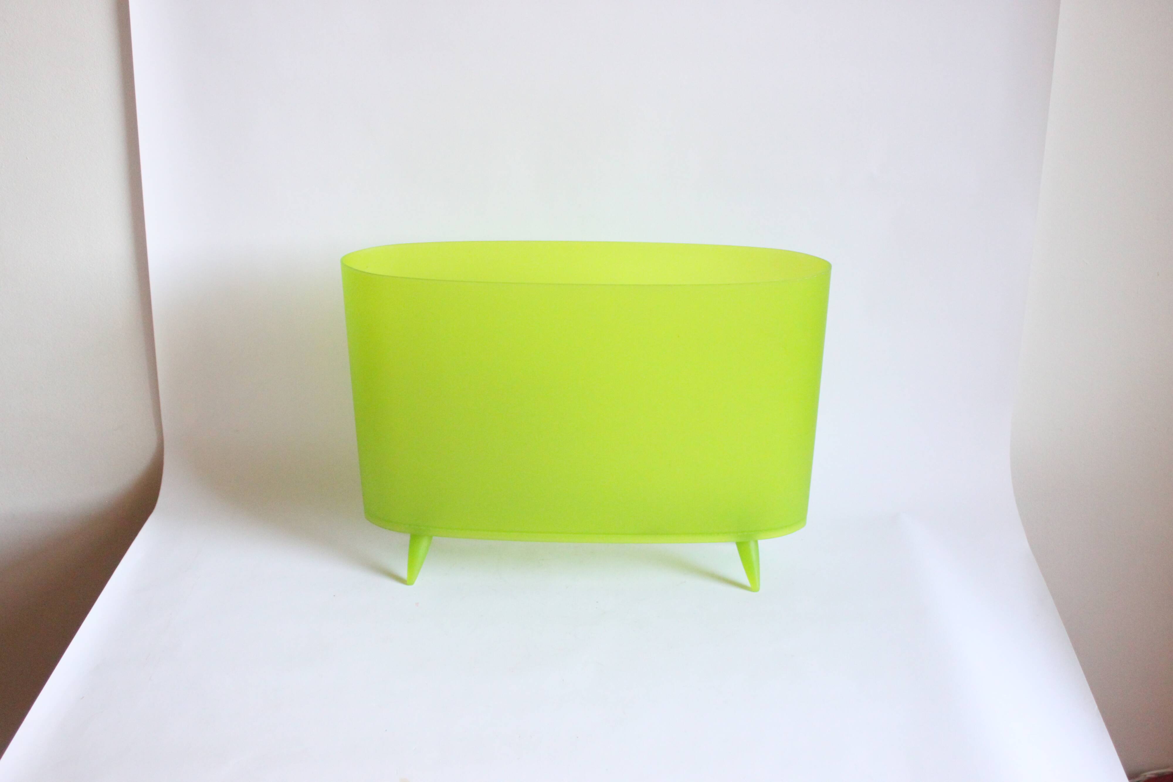 Magazine holder Milano by Claudia Diehl for Koziol