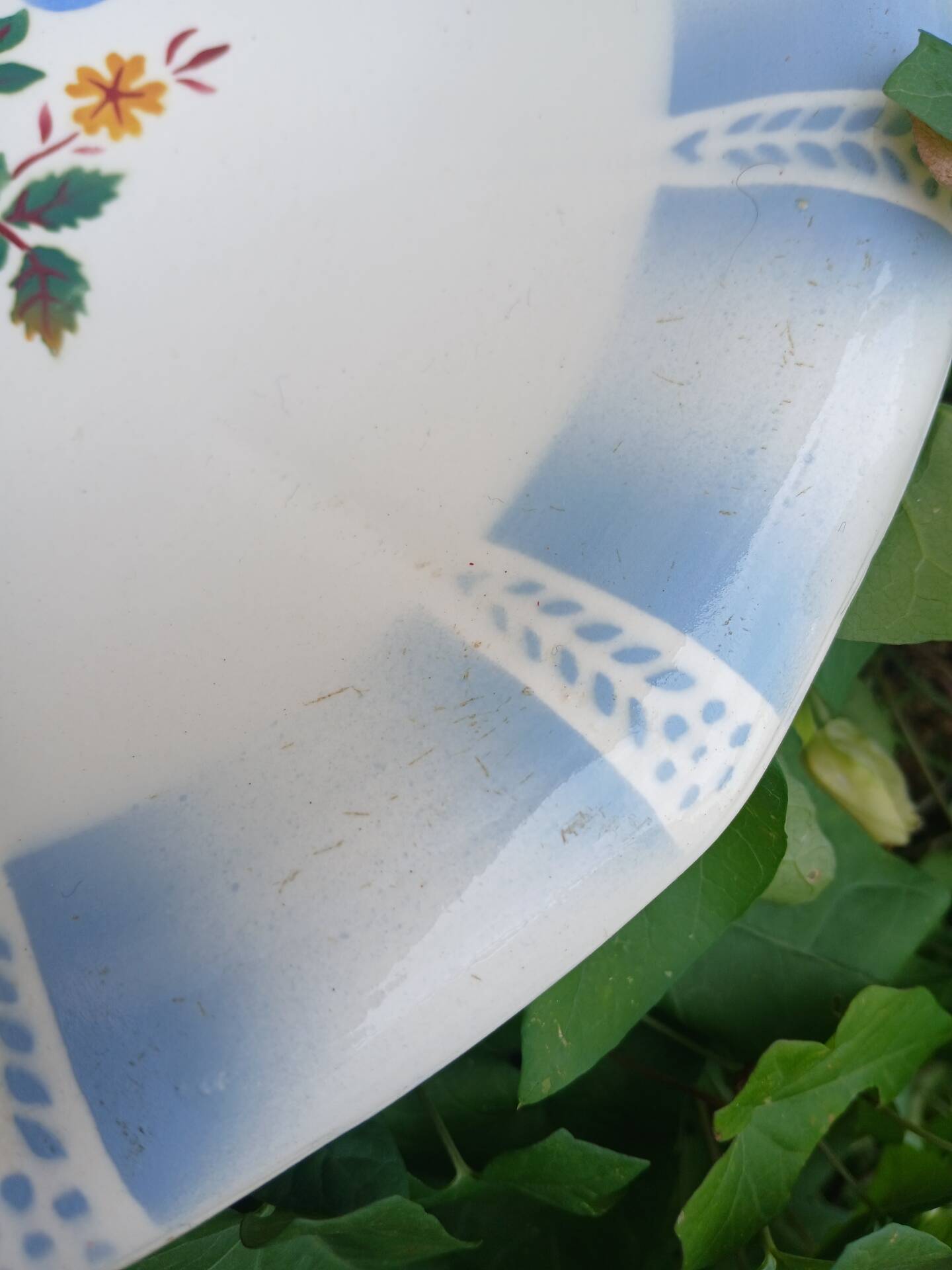 Small antique dish Sarreguemines