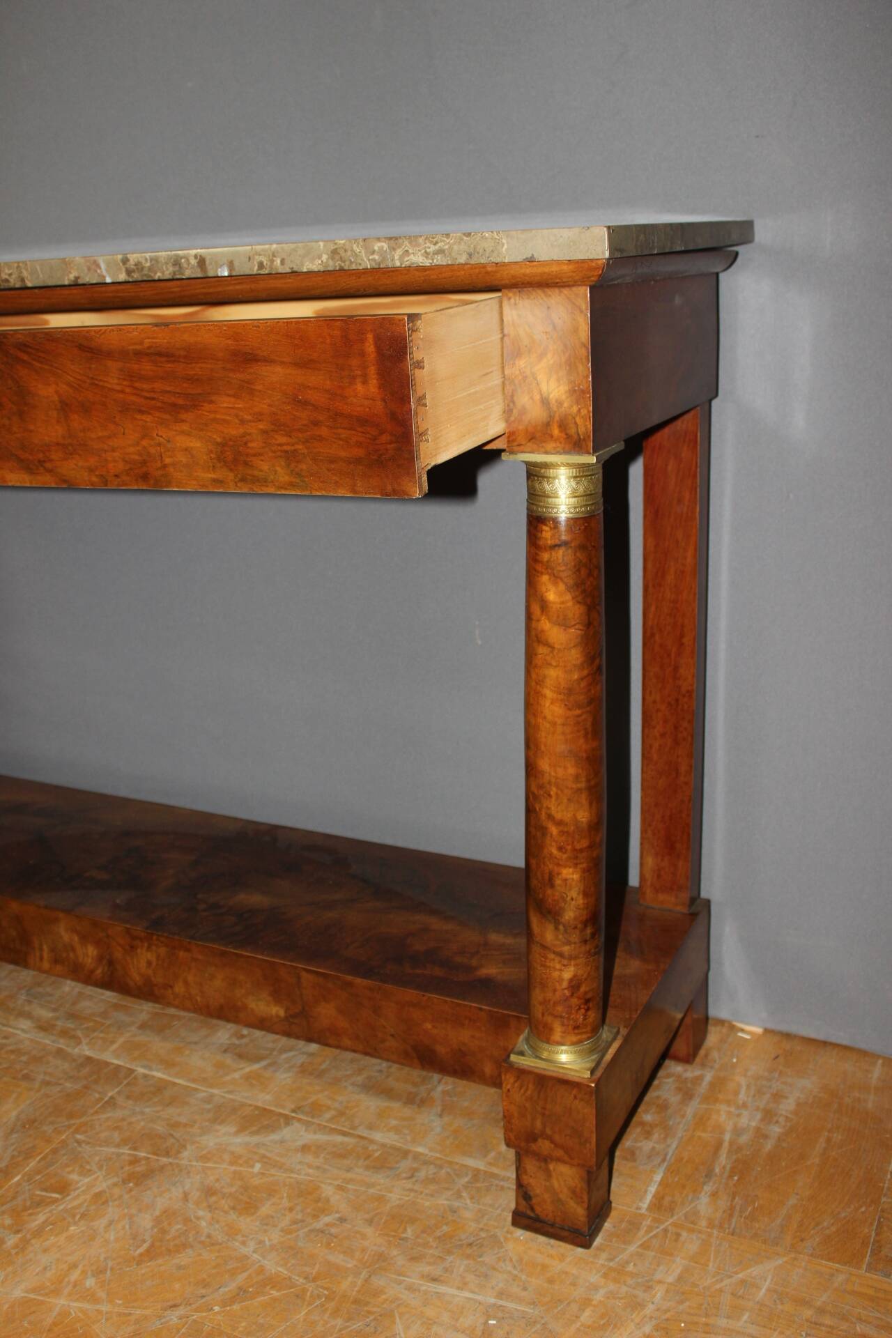Empire Console in Walnut XIX
