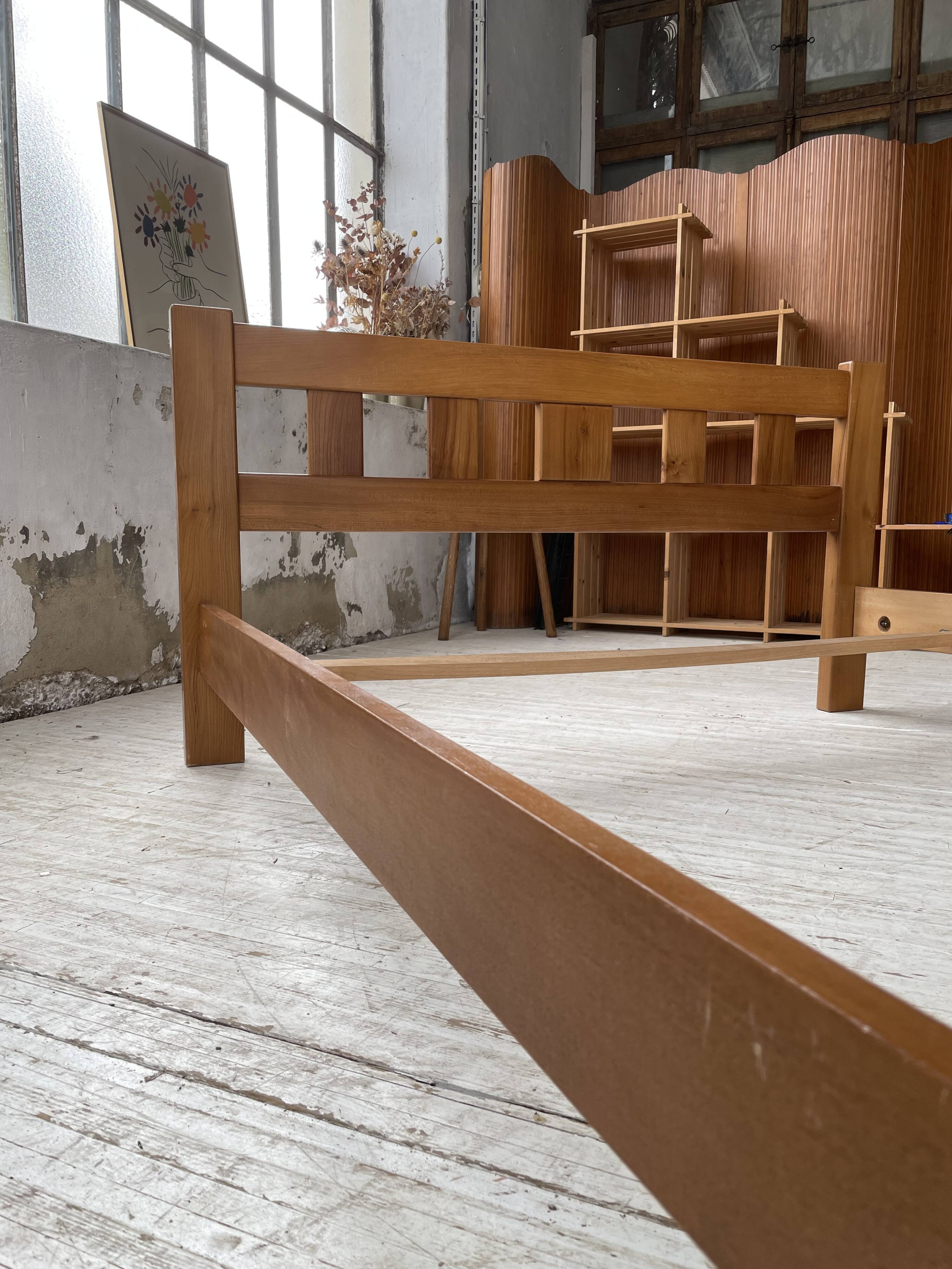 Maison Regain solid double bed 140 cm