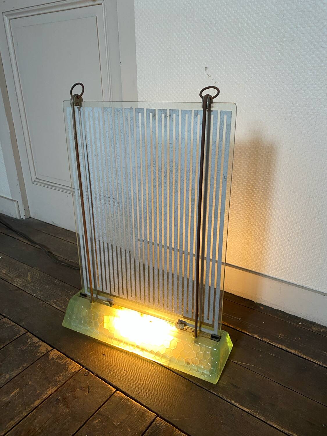 Saint gobain radiator lamp 1937