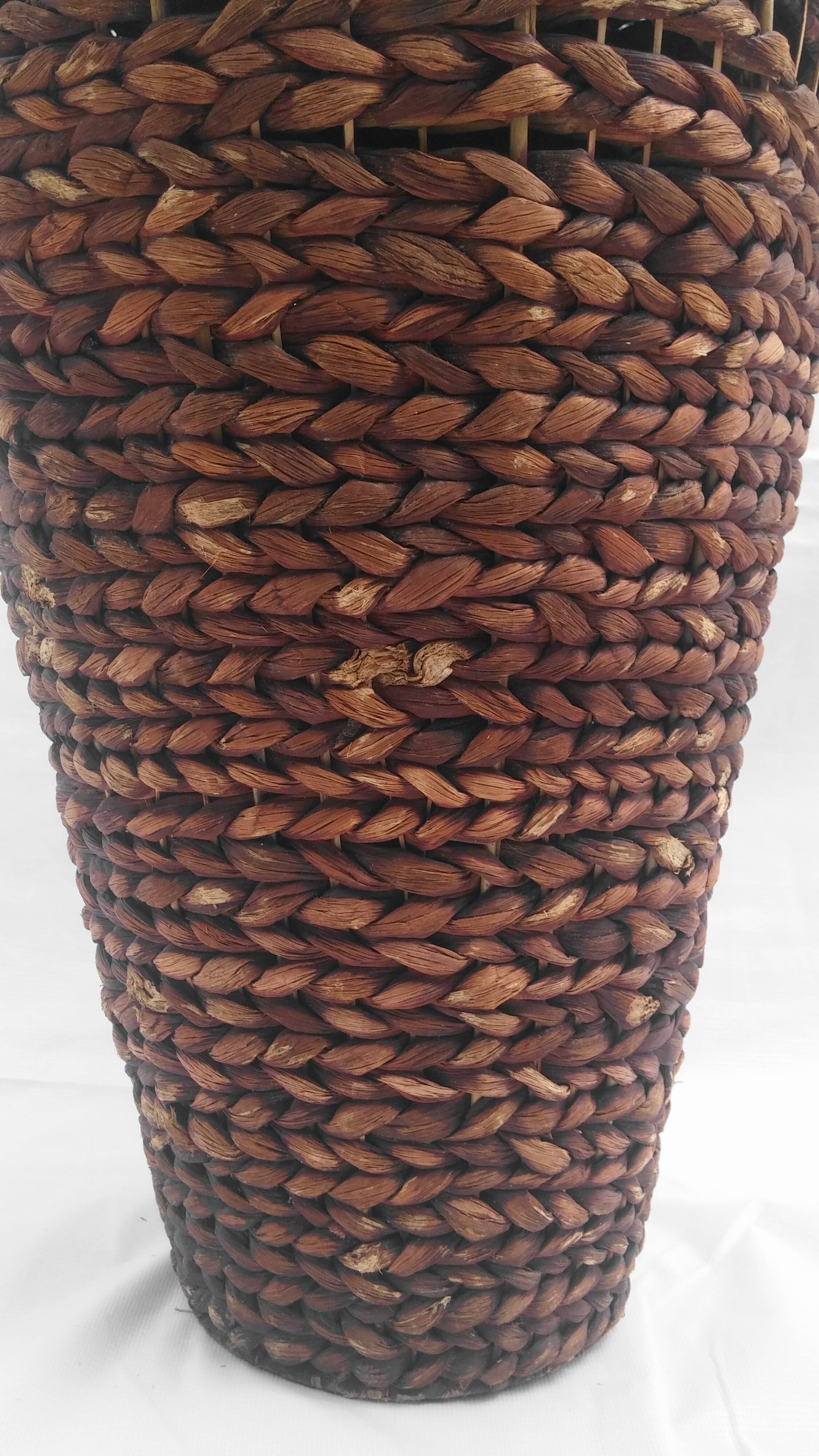Water hyacinth vase