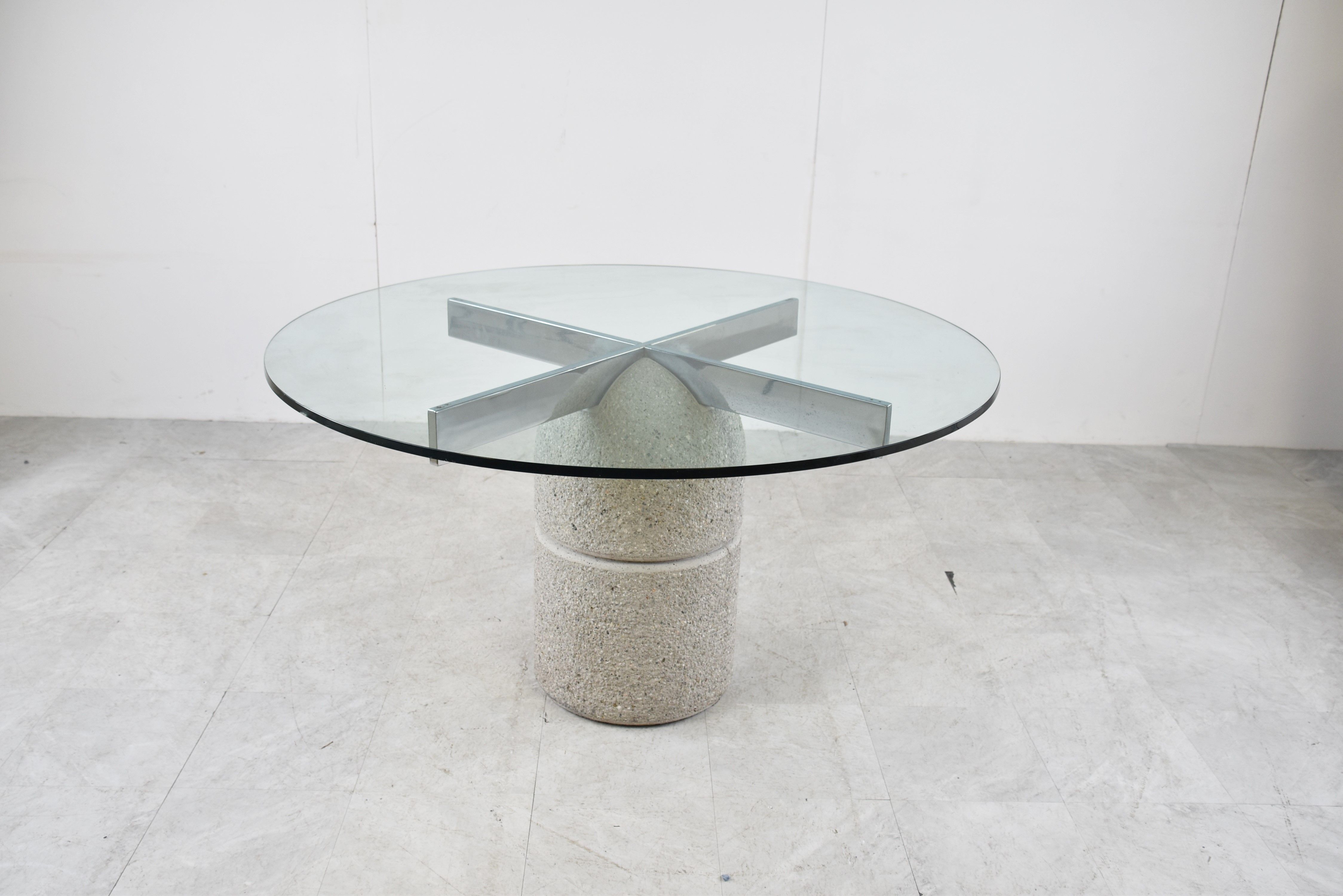 Giovanni Offredi "Paracarro" dining table for Saporiti, 1970s