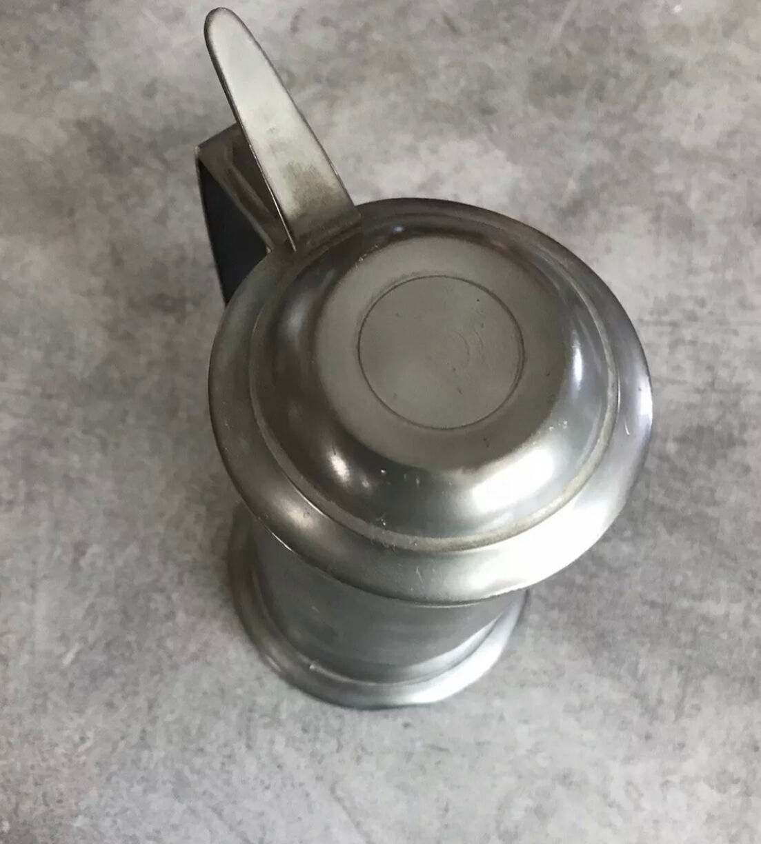Old boc or chope to drink in pure etain 19 cm