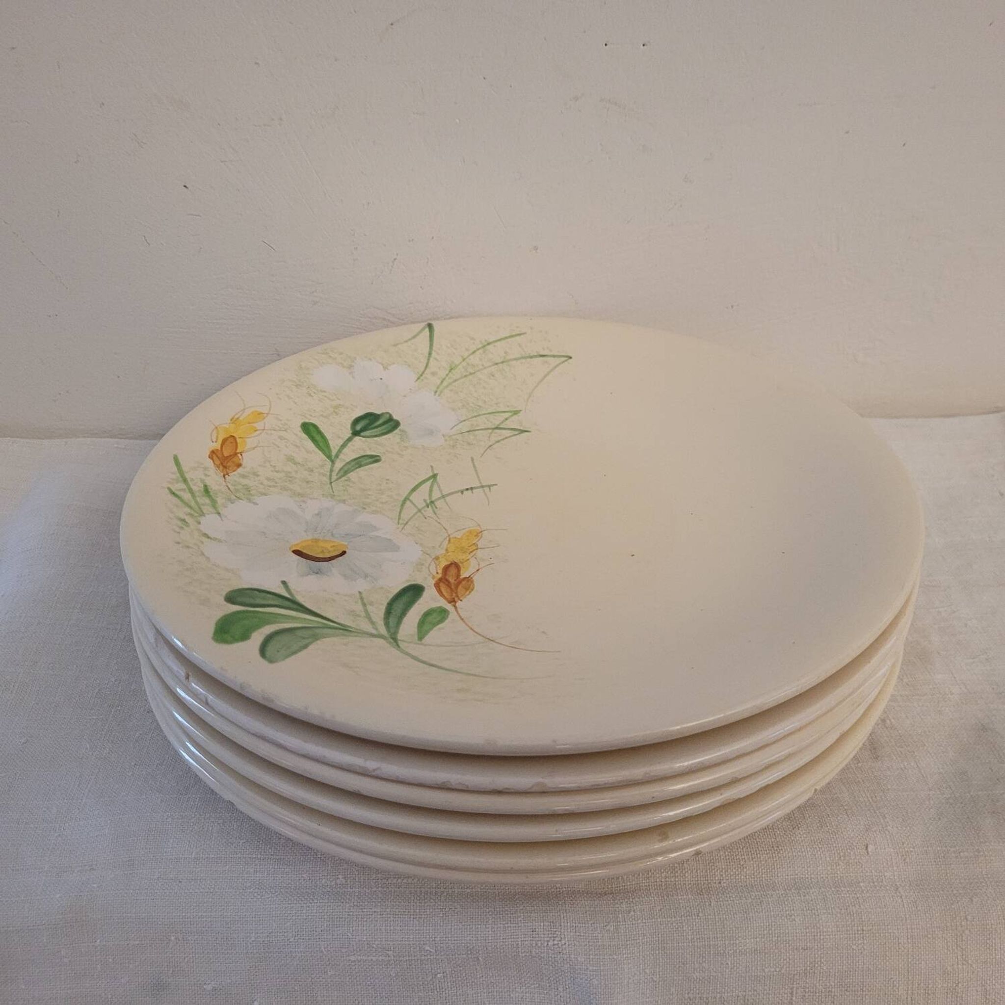 Set of 6 Longchamp 70's flat plates