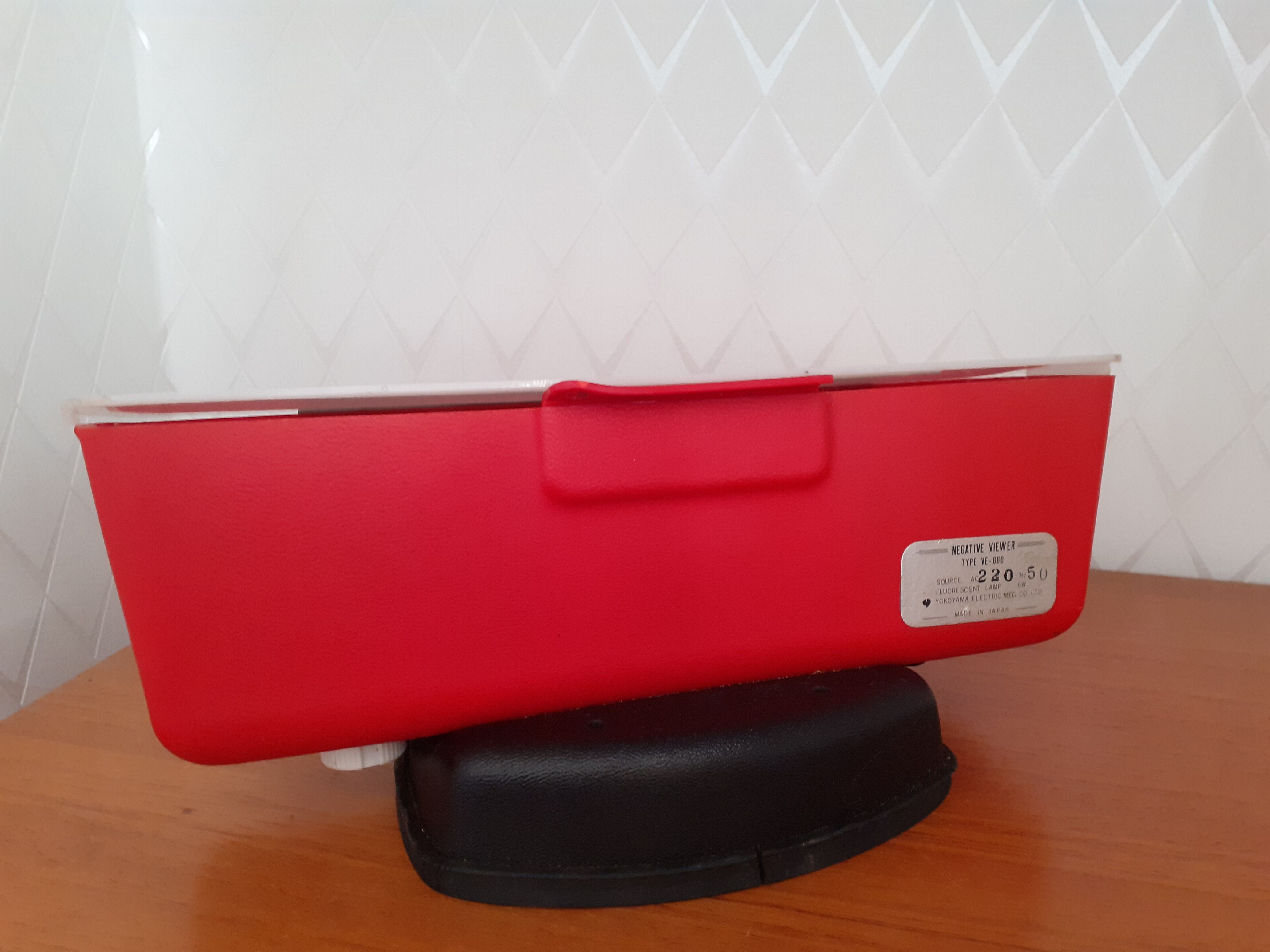 Vintage viewer table lamp made in Japan