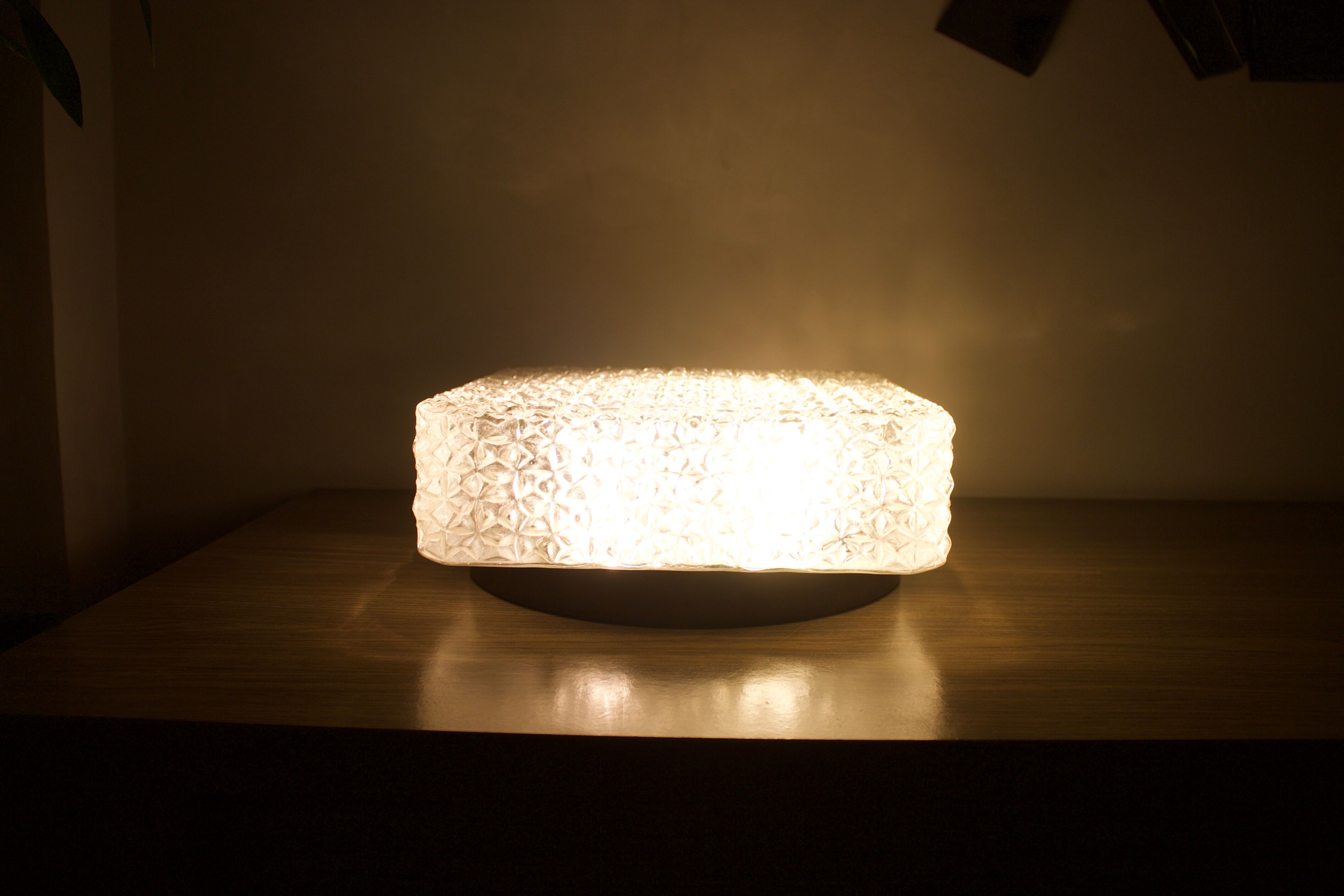 applicator cap - vintage glass 70s