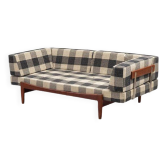Swedish sofa bed, 1950s. Designed by IB KOFOD-LARSEN. manufactured by OPE Jönköping