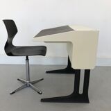 Bureau et chaise enfant, space age par Luigi Colani pour Flötotto