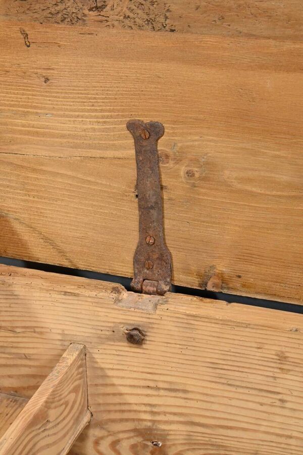 Coffre Peint en Pin, Europe de l’Est – Fin XIXe