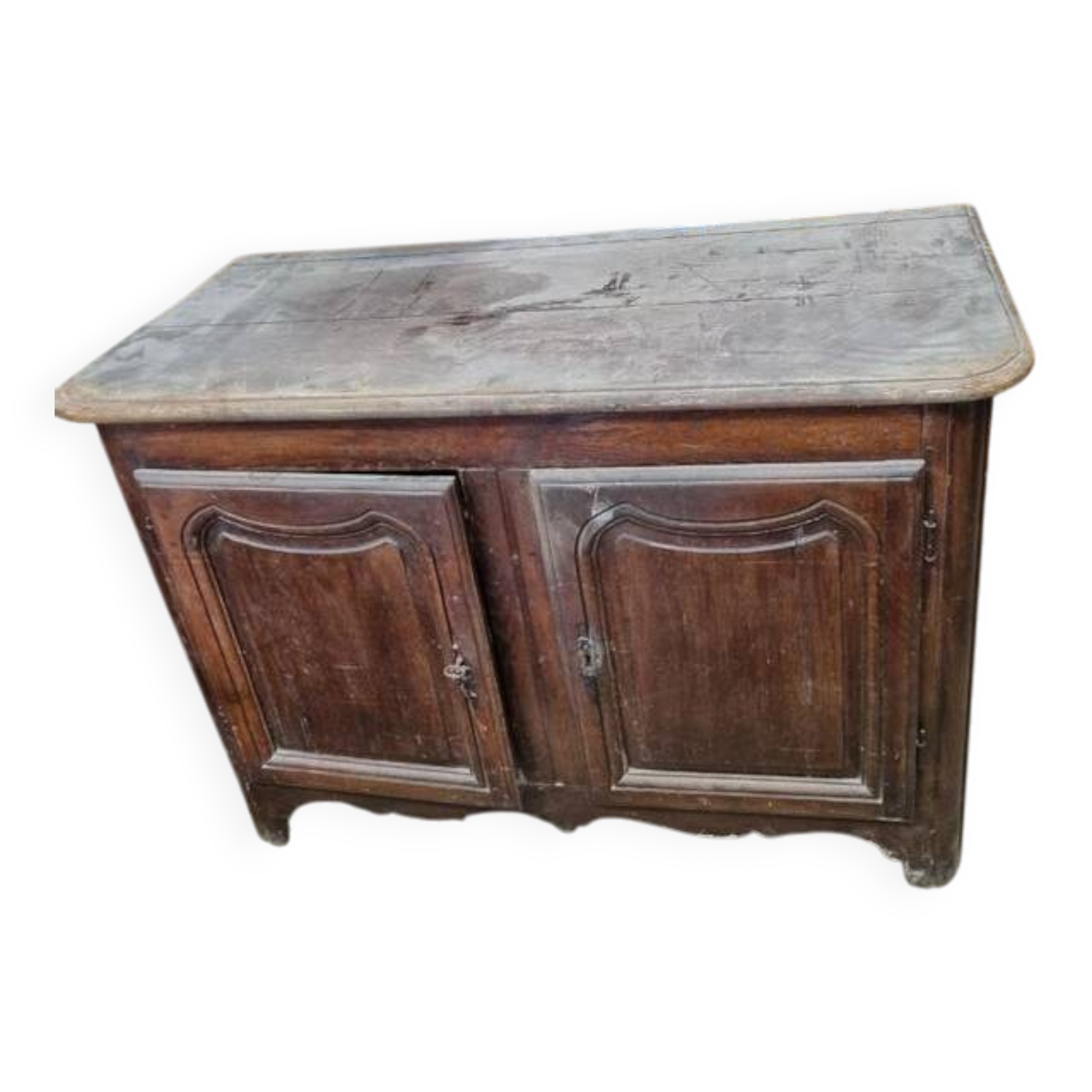 Antique chest of drawers